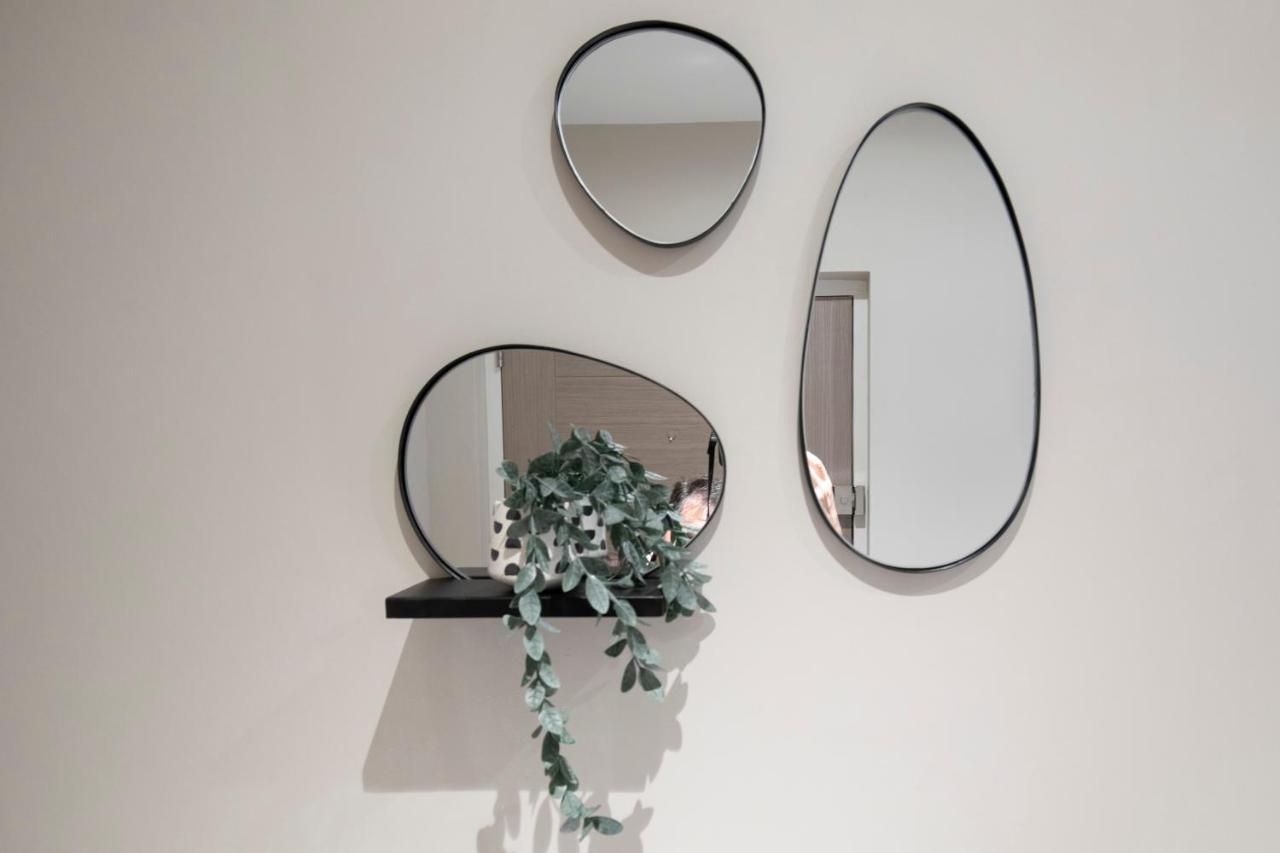 Elliot Oliver - Chic 2 Bedroom Town Centre Apartment Cheltenham Buitenkant foto